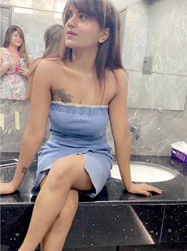 Vaishali – Celebrity Look Call Girl Lucknow